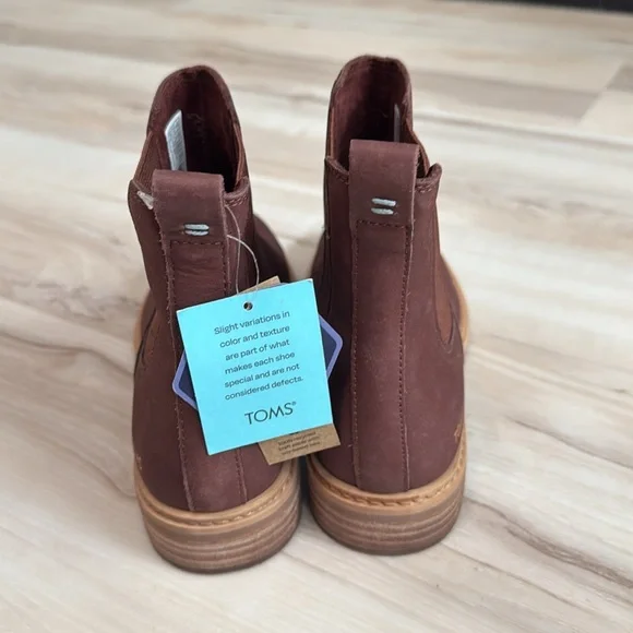 Toms Chelsea Boots in Oxblood - Picture 6 of 8